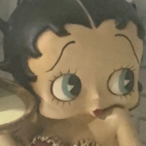Meet your Posher, Bridget